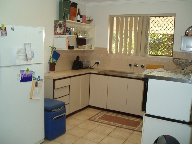 2 Monterey Court, Kardinya WA 6163