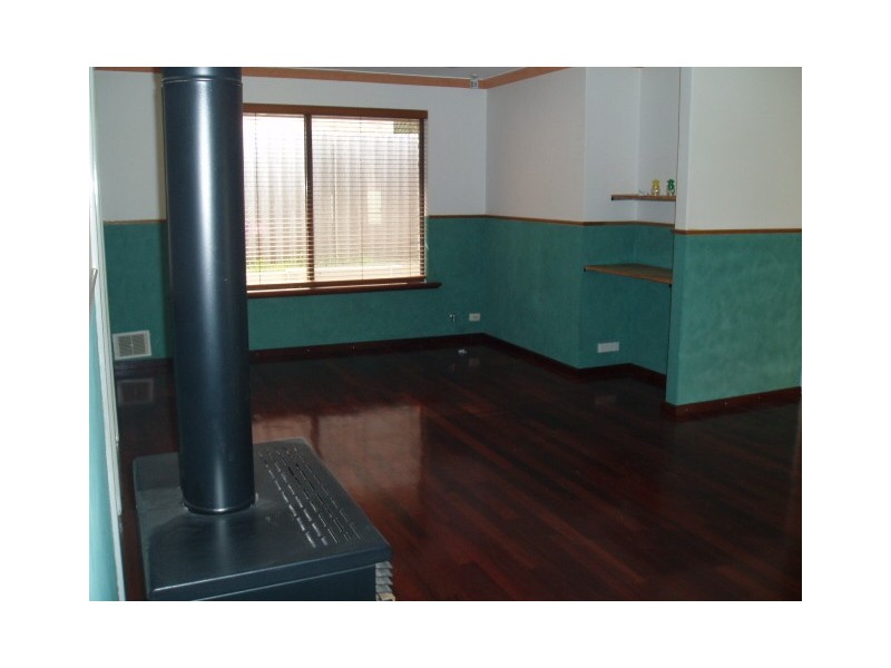 14 Anglesey Drive, Kardinya WA 6163