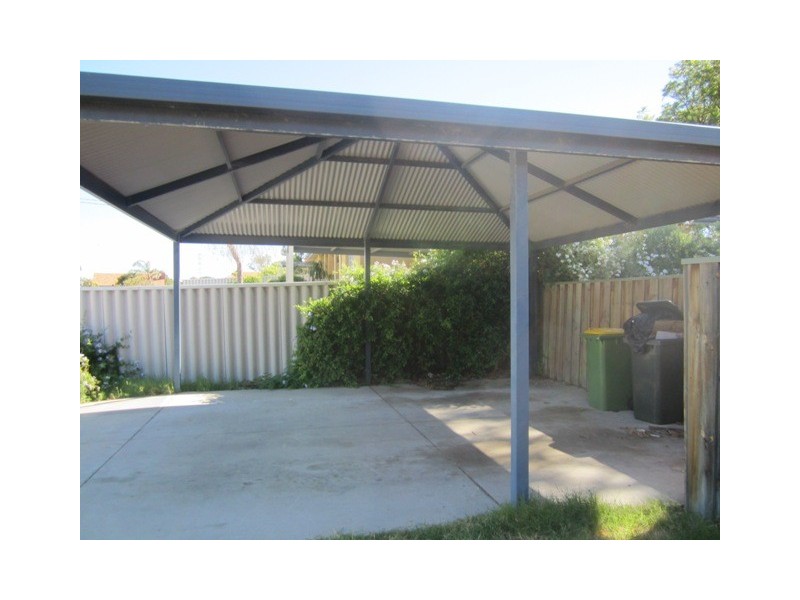 57 Counsel Road, Coolbellup WA 6163