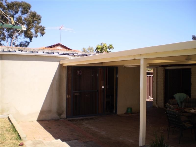 5 Loris Way, Kardinya WA 6163