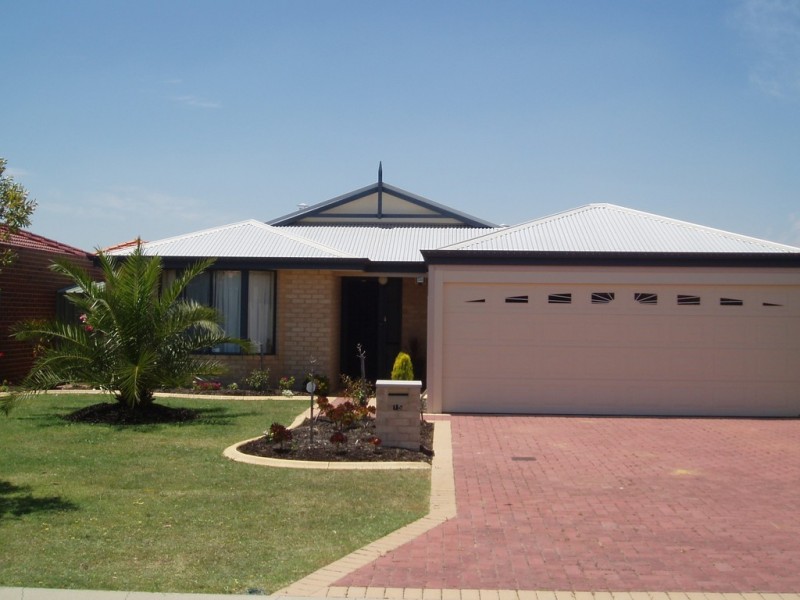 15 Reynardson Avenue, Atwell WA 6164