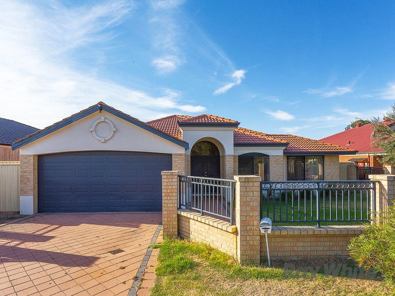 47 Thomas Street, South Lake WA 6164