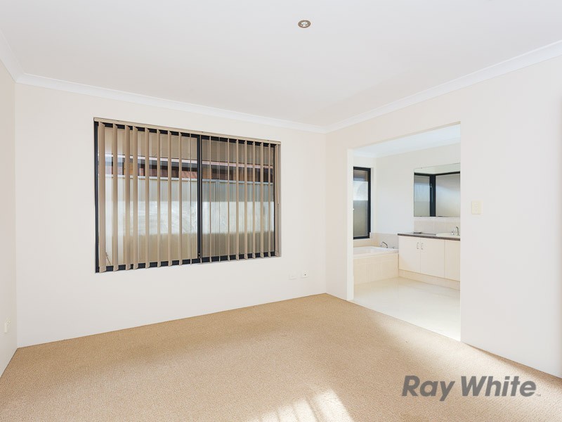 47 Thomas Street, South Lake WA 6164