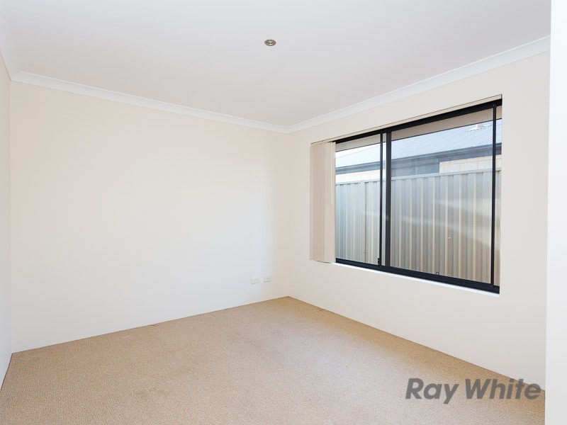 47 Thomas Street, South Lake WA 6164