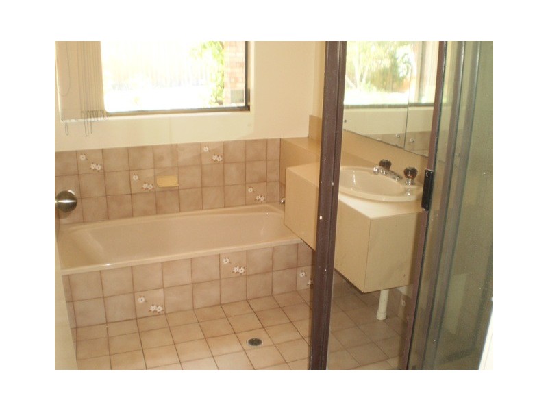 12 Mallard Avenue, Bibra Lake WA 6163