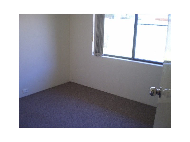 12 Mallard Avenue, Bibra Lake WA 6163