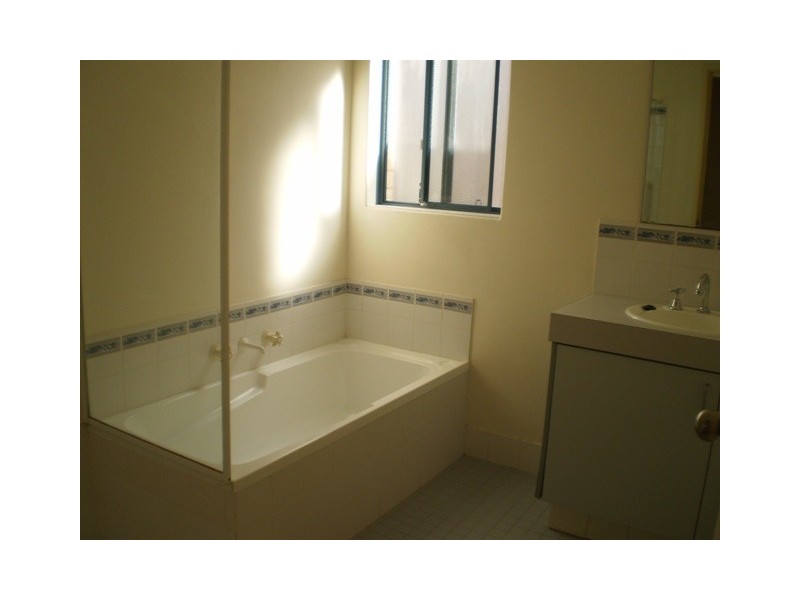 15 Milroy Street, Willagee WA 6156