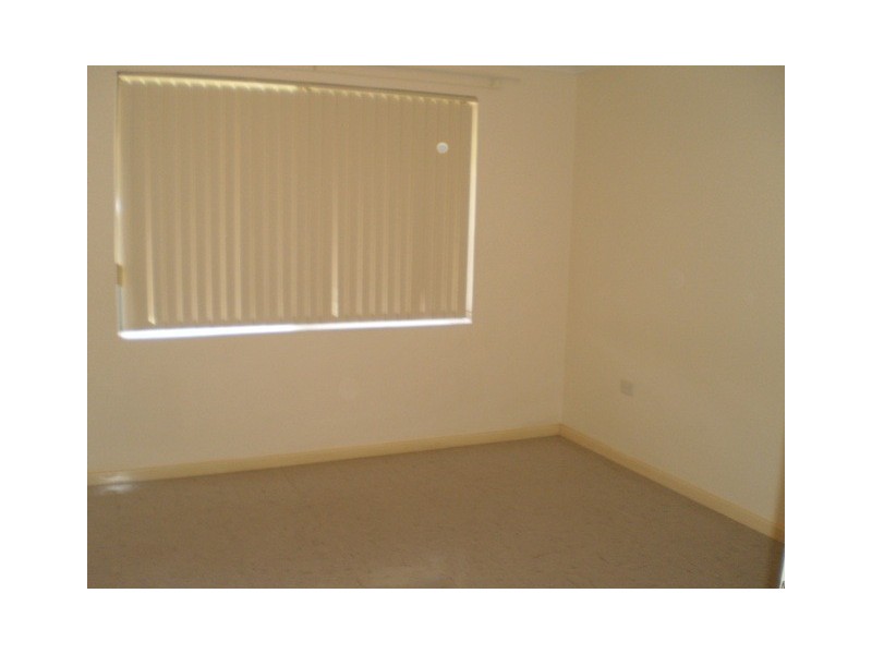 15 Milroy Street, Willagee WA 6156