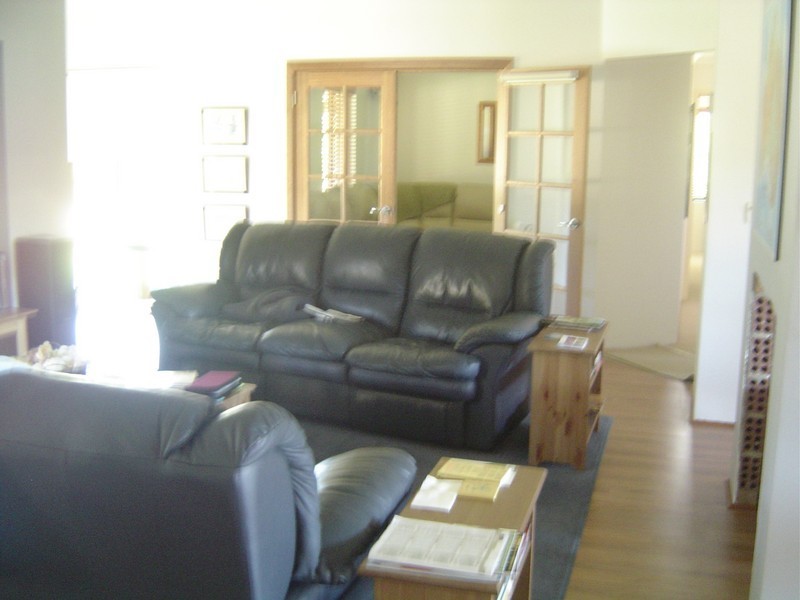 6 Kenby Chase (Cnr. Lyon Road), Wandi WA 6167