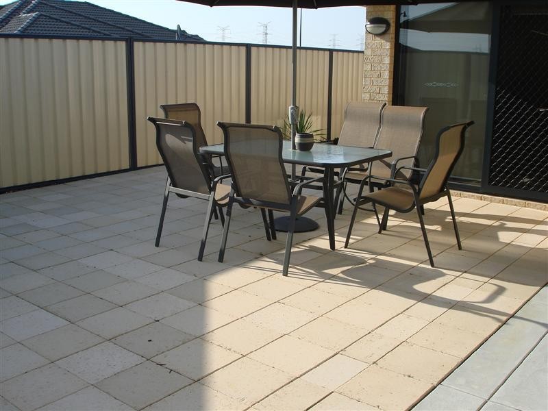 6 Claiborne Vista, Success WA 6164