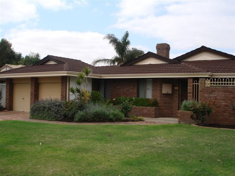 64 Bibra Drive, Bibra Lake WA 6163