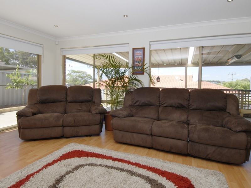 37 Norkus Way, Willagee WA 6156