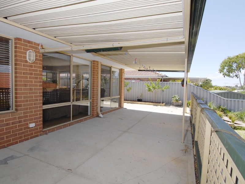 37 Norkus Way, Willagee WA 6156