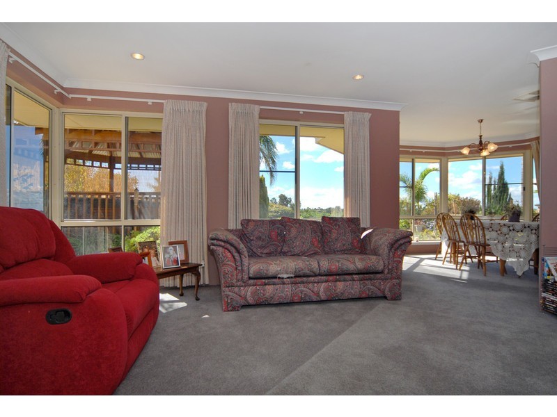 7 Yates Court, North Lake WA 6163