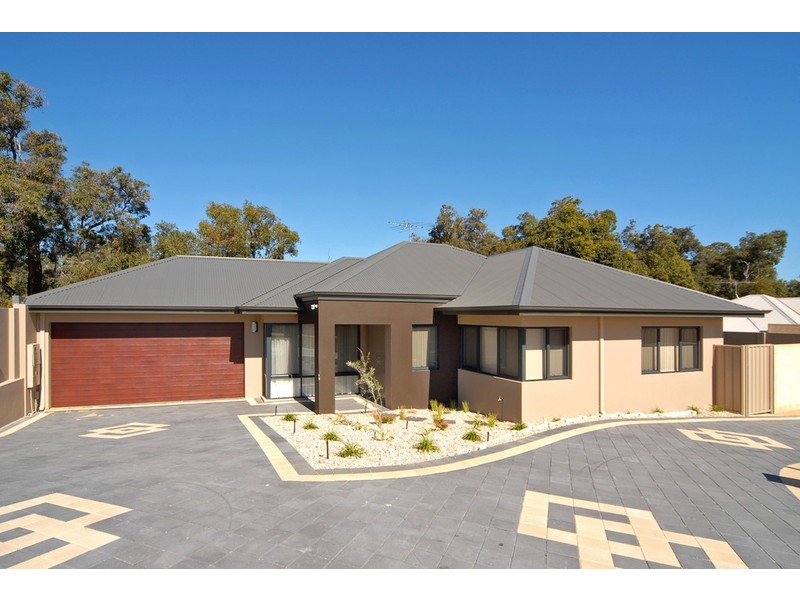 10  Birchgrove Court, Bibra Lake WA 6163