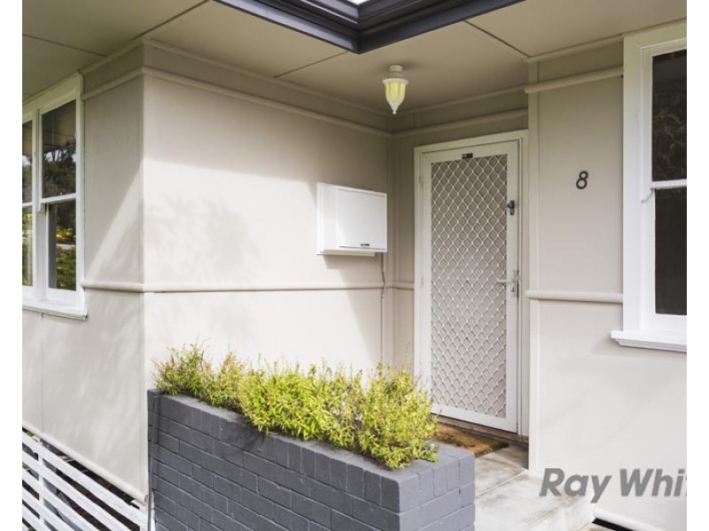 8 Indle Street, Willagee WA 6156