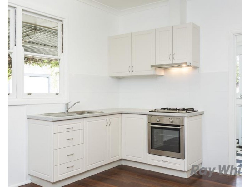 8 Indle Street, Willagee WA 6156