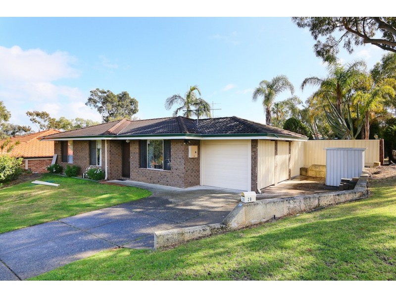 2B Du Maurier Road, North Lake WA 6163