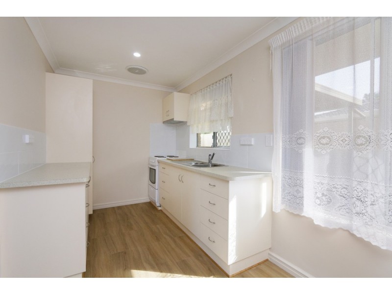2B Du Maurier Road, North Lake WA 6163
