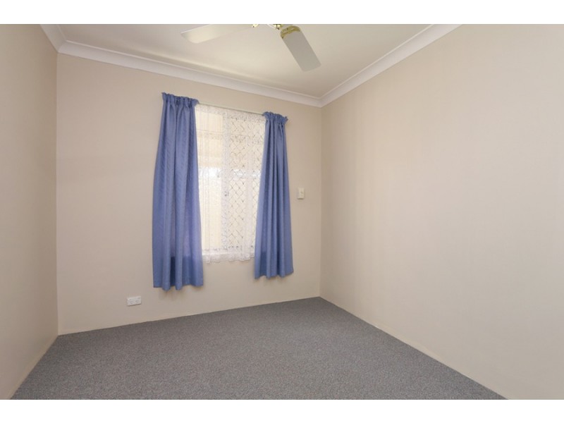 2B Du Maurier Road, North Lake WA 6163