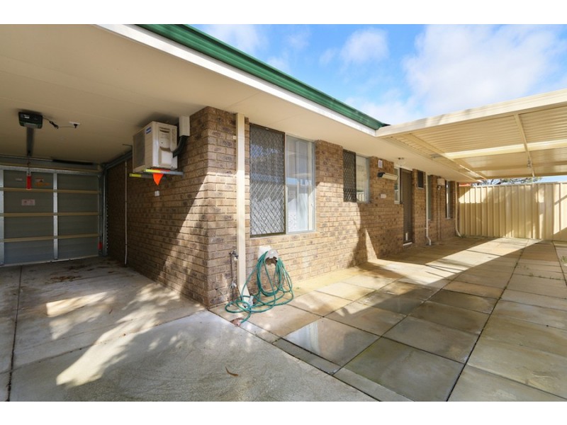 2B Du Maurier Road, North Lake WA 6163