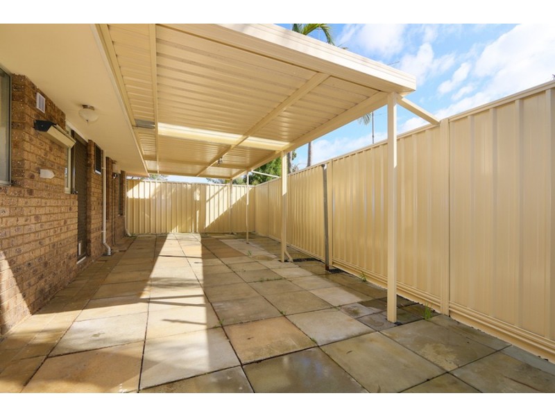 2B Du Maurier Road, North Lake WA 6163