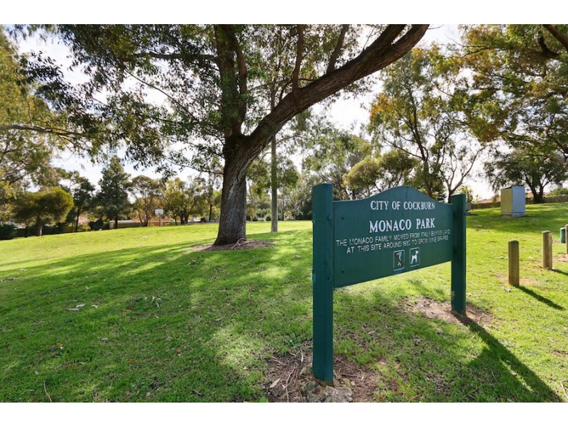 2B Du Maurier Road, North Lake WA 6163