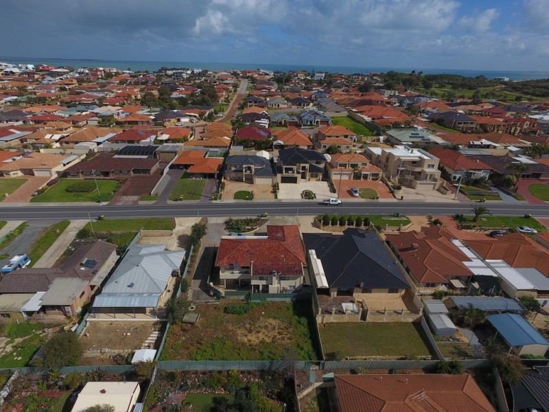 282A Hamilton Rd, Spearwood WA 6163