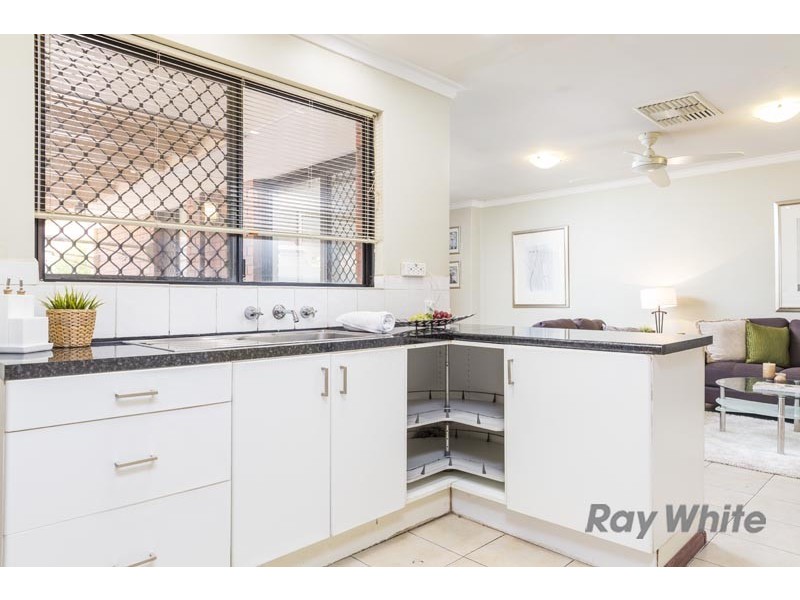 52 Petterson Ave, Kardinya WA 6163
