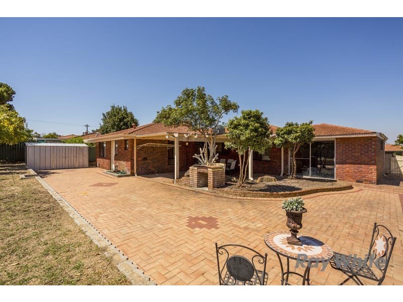 52 Petterson Ave, Kardinya WA 6163