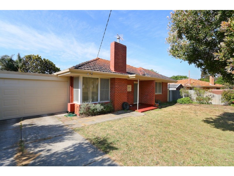 28 Camillo Street, Coolbellup WA 6163