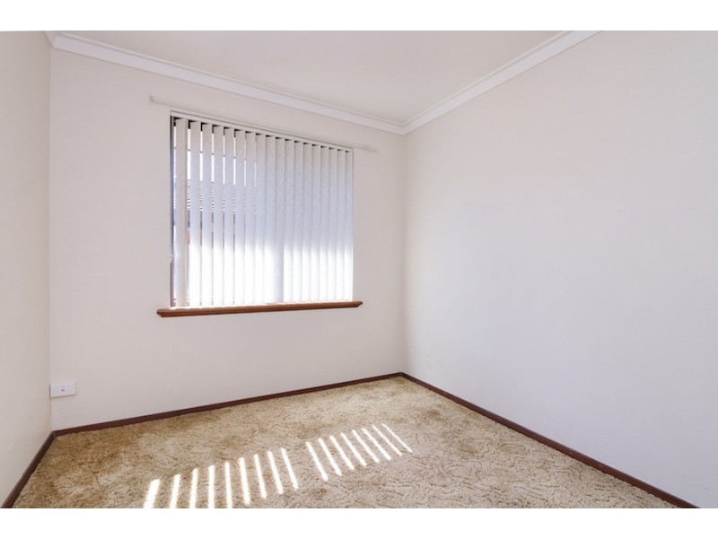 14 Hewison Street, Leeming WA 6149