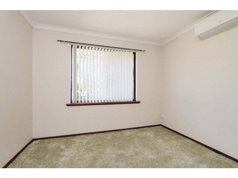 14 Hewison Street, Leeming WA 6149