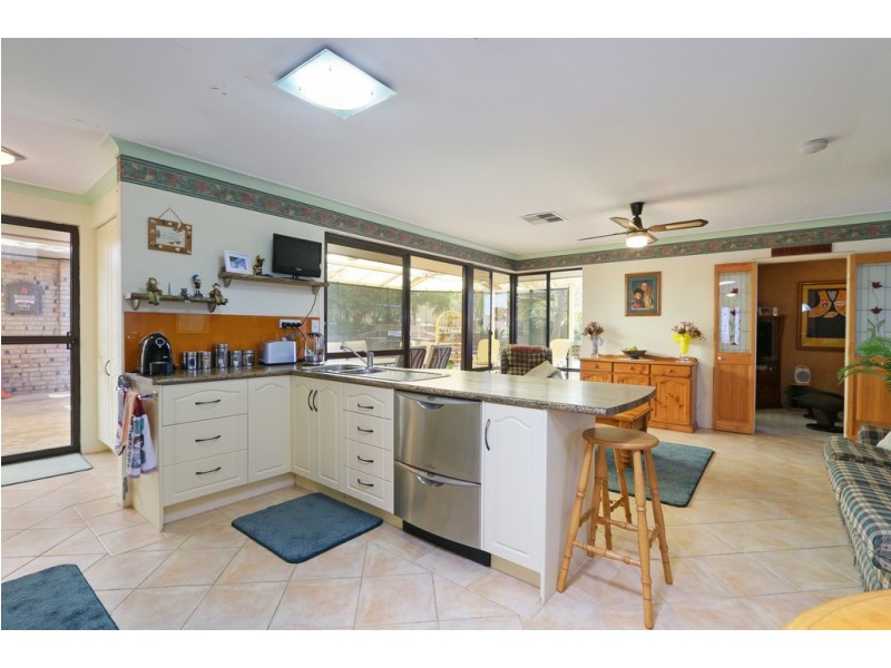 14 Still Water Gardens, South Lake WA 6164