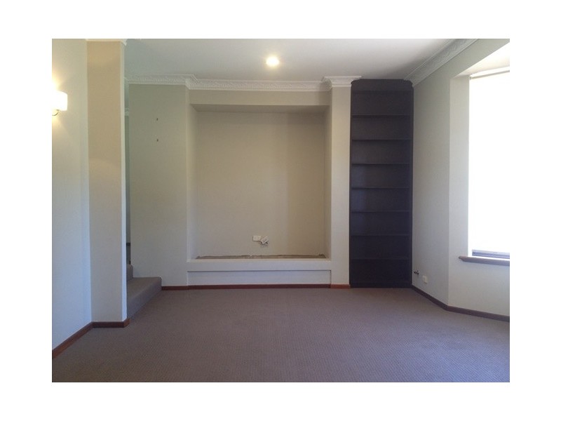 12 Spence Court, Leeming WA 6149