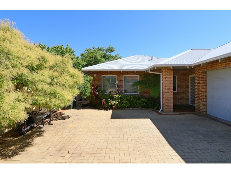 3A Ochiltree Way, Kardinya WA 6163