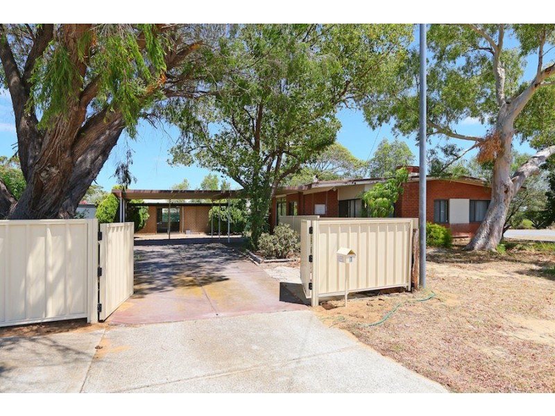1 Hansen Street, Coolbellup WA 6163