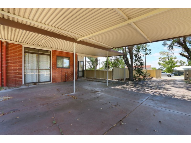 1 Hansen Street, Coolbellup WA 6163