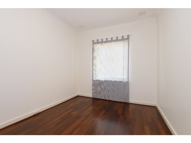 1 Hansen Street, Coolbellup WA 6163