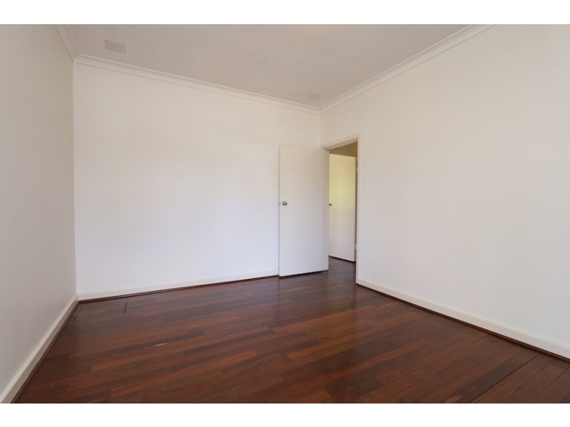 1 Hansen Street, Coolbellup WA 6163