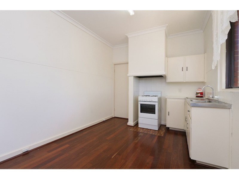 1 Hansen Street, Coolbellup WA 6163