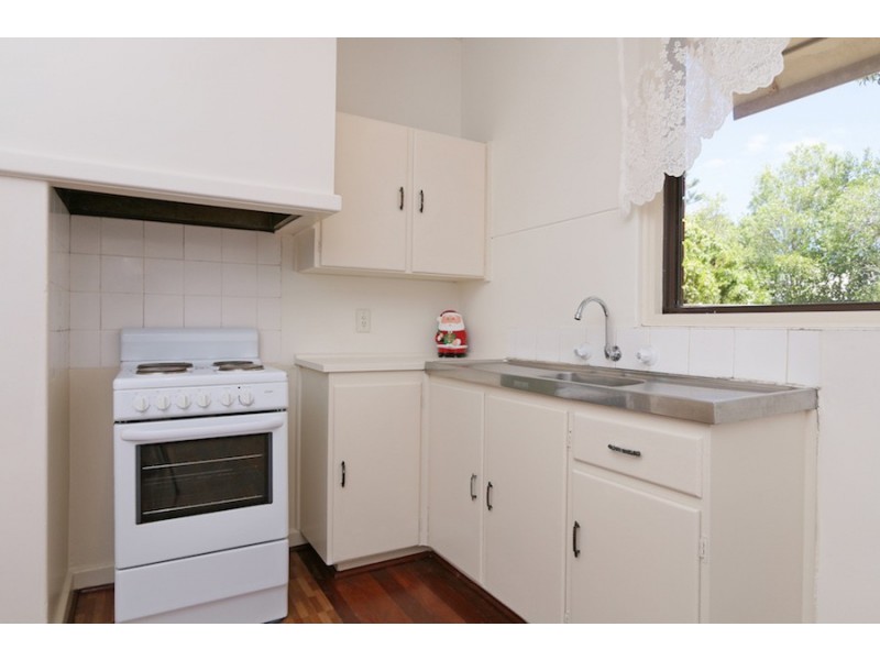 1 Hansen Street, Coolbellup WA 6163