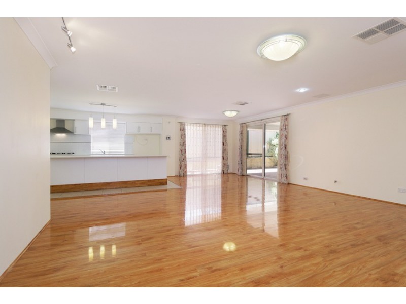 11 Seascape View, Yangebup WA 6164