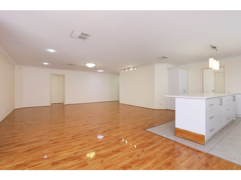 11 Seascape View, Yangebup WA 6164