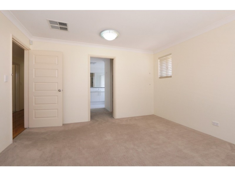 11 Seascape View, Yangebup WA 6164