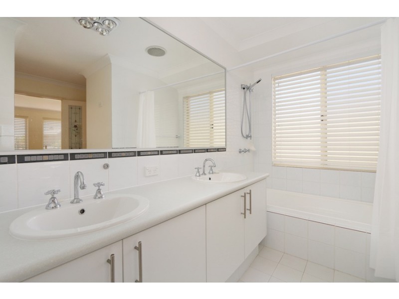11 Seascape View, Yangebup WA 6164