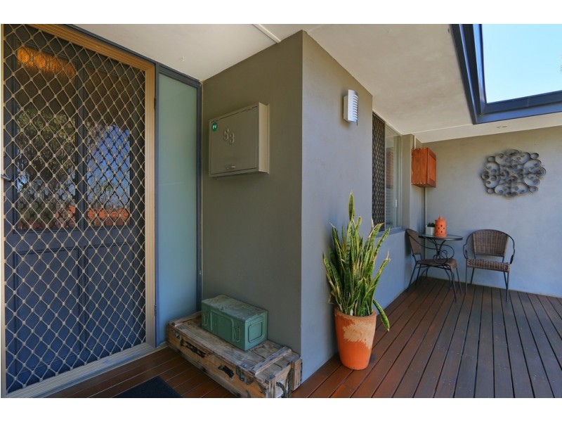 53 McBeth Way, Kardinya WA 6163