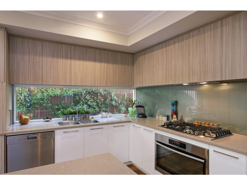 10A Walker Court, Kardinya WA 6163