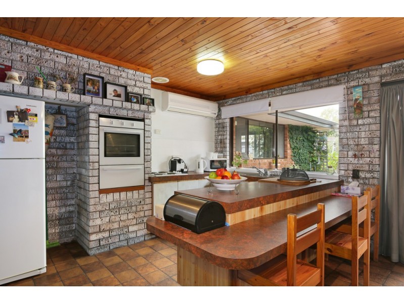 52 McCombe, Samson WA 6163
