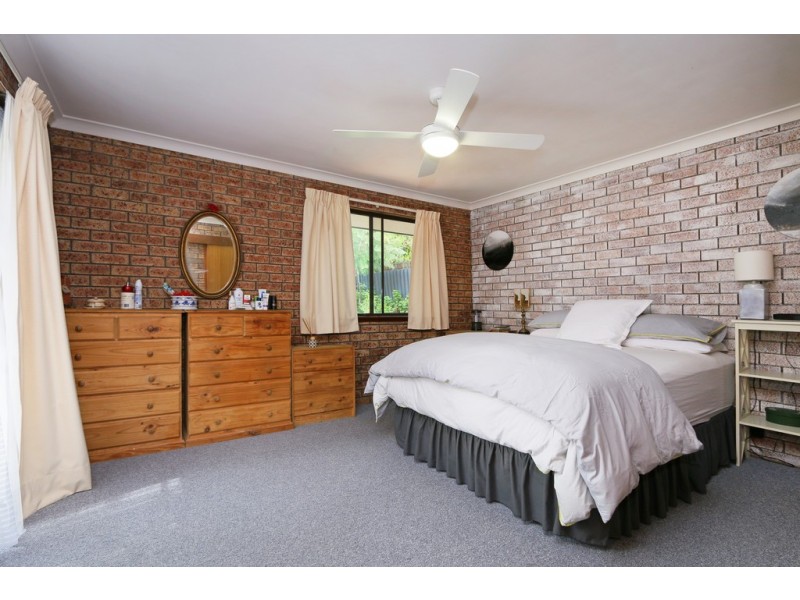 52 McCombe, Samson WA 6163